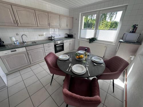 virtuve, Eickhof Ferienhaus 200qm - Ferienhof Günter - bis 8 Personen - familienfreundlich (Eickhof Ferienhaus 200qm - Ferienhof Gunter - bis 8 Personen - familienfreundlich) in Rühn