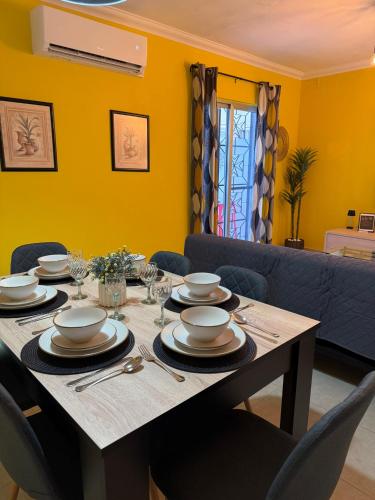 Camelia - 3 Bedroom Apt with terrace and Seaviews - Bugibba Promanade, St Paul's Bay (Foto 9)