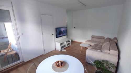 Miracle Apartment - image 2