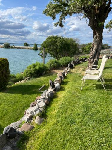 Lakeshore Inn Waterfront in Moses Lake (Washington)