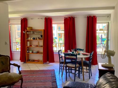 Appartment place d'équerre