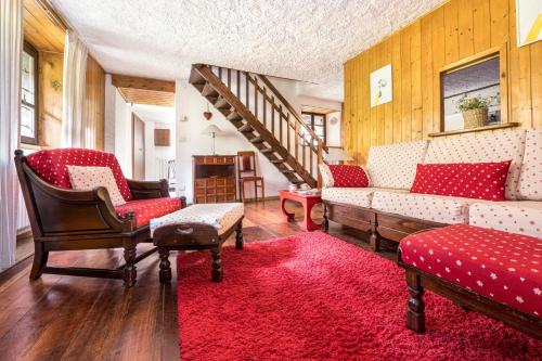 Chalet Case delle lobbie in Ceppo Morelli
