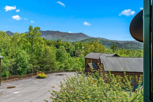 Mountain Splendor by Venture Smoky Mountains - image 8