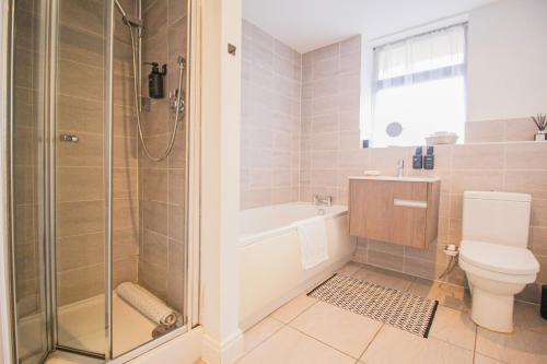 JQ Stylish Apartment - Next to City Centre - Perfect for Contractors, Tourist, Couples - 24-7 Secure Access & FAST WIFI, Birmingham (Foto 11)