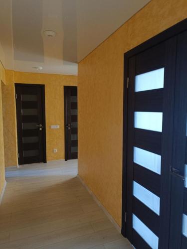 3-кімнатна квартира в центрі, Čornomors'k (foto 3)