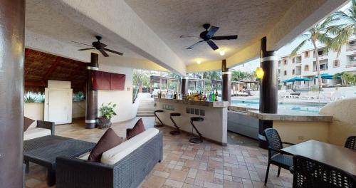 Bar/Lounge, Park Royal Los Cabos in San José del Cabo