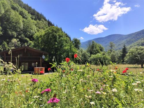 Timber Charm Chalet