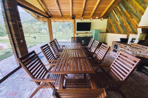 Iekārtas, Timber Charm Chalet in Rau Saduluja