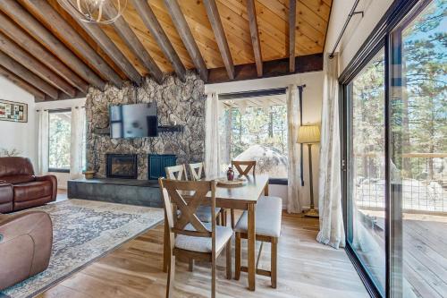 The Bunk and Birch Retreat in Tahoe Valley