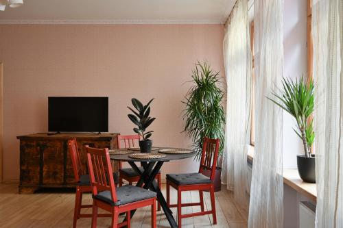 Doma Church apartment, Rīga (photo 7)