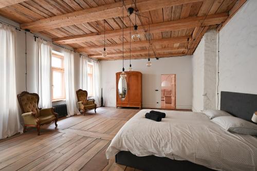 Doma Church apartment, Rīga (photo 9)
