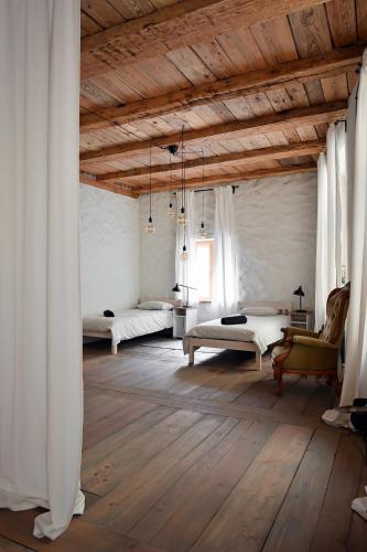Doma Church apartment, Rīga (photo 4)