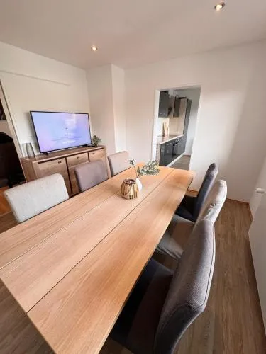 Stilvolle Unterkunft mit modernem Flair und viel Platz für gemeinsame Erlebnisse in Gütersloh, Deutschland