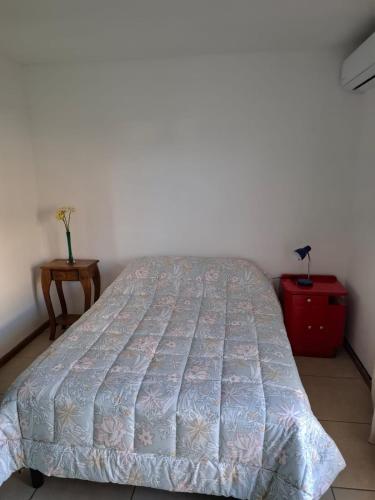 One-Bedroom Apartment image 1
