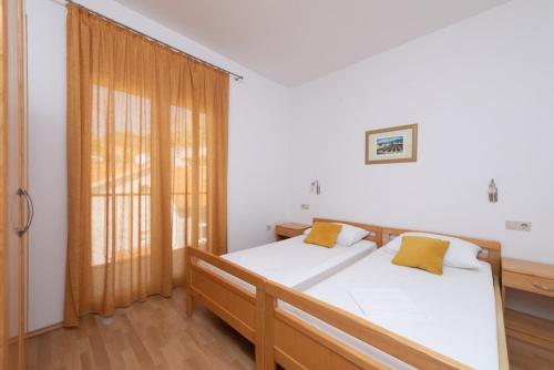Apartment in Duce with sea view, terrace, air conditioning, WiFi 3423-1, Duće (foto 7)