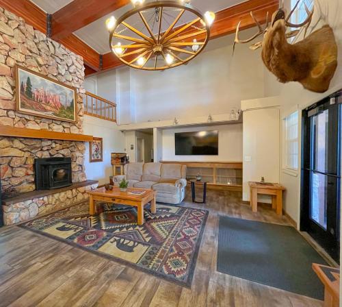 Bryce Canyon Pines Lodge - 로비
