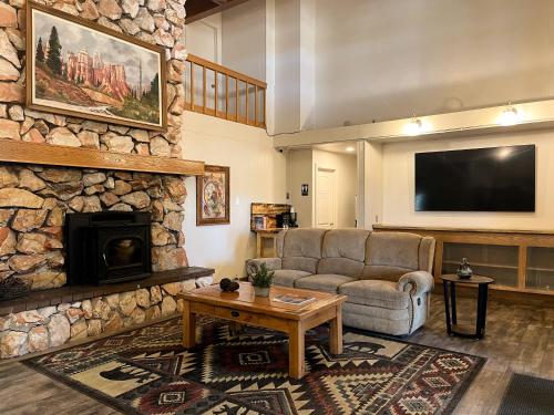Bryce Canyon Pines Lodge - 로비