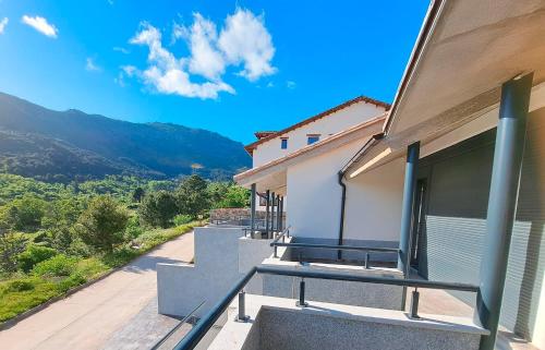 周邊環境, Apartamento La Monina CUEVAS DEL VALLE in 巴耶庫耶巴斯