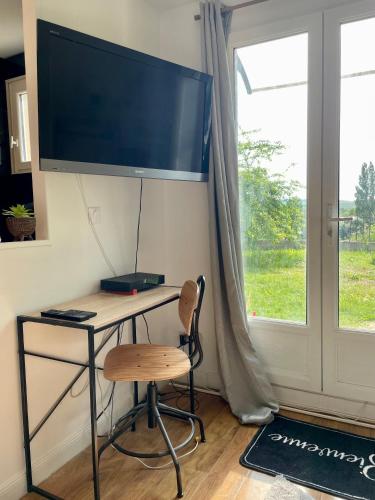 Iekārtas, Studio indépendant à la campagne (Studio independant a la campagne) in Ecos