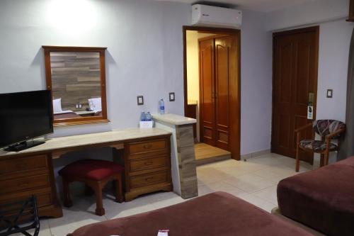 Triple Room image 7