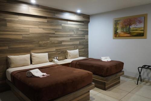 Triple Room image 2
