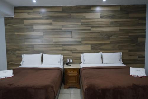 Quadruple Room image 3