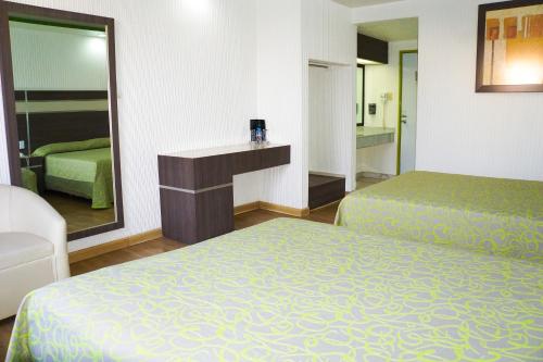 Hotel Castillo – Mexico City, NH
