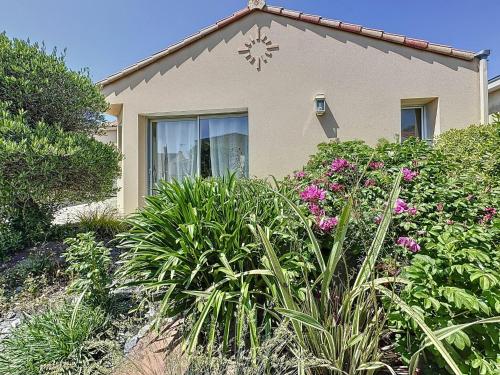 Holiday Home Les Embruns by Interhome in La Bernerie-En-Retz