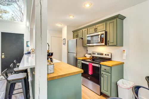Steps to Jack Frost Ski Resort Townhome with Decks in Blakeslee 