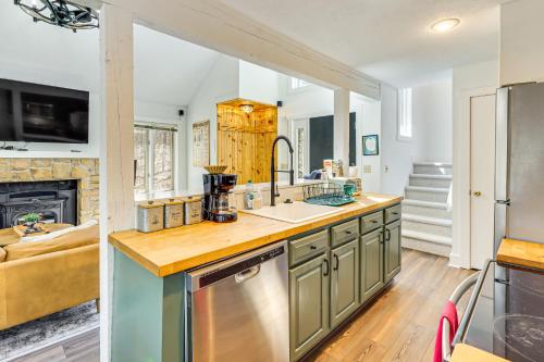 Steps to Jack Frost Ski Resort Townhome with Decks in Blakeslee 