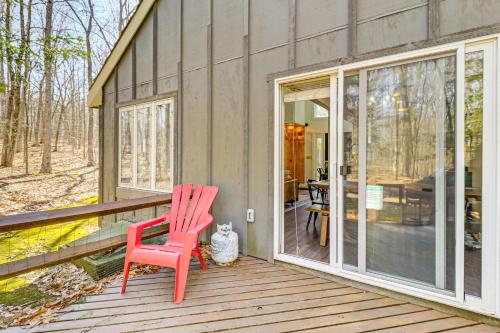 Steps to Jack Frost Ski Resort Townhome with Decks in Blakeslee 