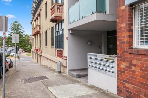 Bright Studio with Balcony near Coogee Beach, Sydney (zdjęcie 5)