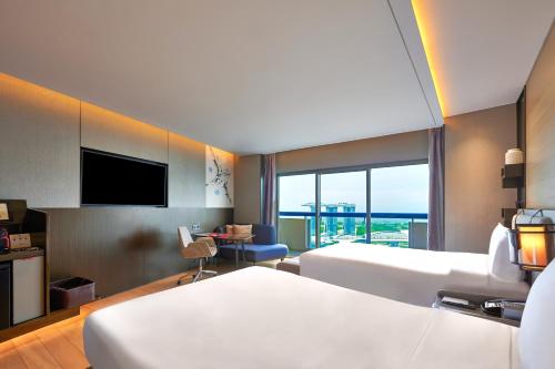 room detail thumbnail 1