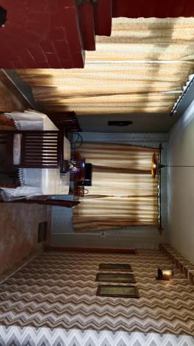 Quaint stays - By the river beas in พราน