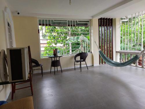 Hilltop Inn – khách sạn tại Thành phố Talisay