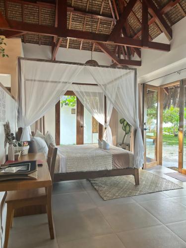 Yapak Beach Villas in San Isidro