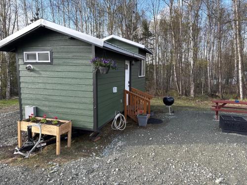 Tiny Home at Bear Mountain -Only 25 Min from Anchorage, Great Central location-Cute & Comfortable, Anchorage (foto 10)