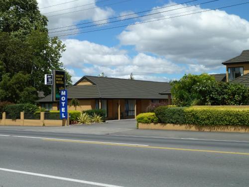 B&B Masterton - South Park Motel - Bed and Breakfast Masterton