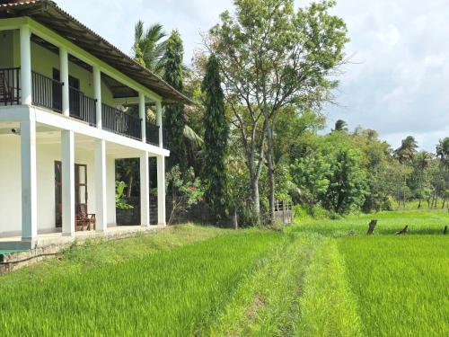Sigiriya Paradise Inn in سيجيريا
