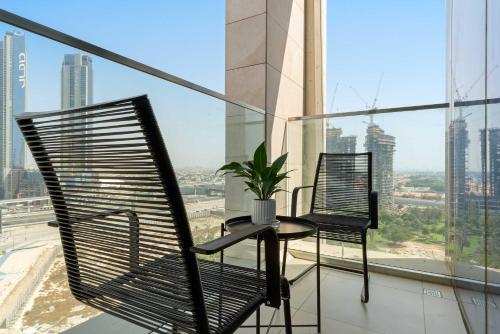 Silkhaus Vacation Homes Luxury 1BDR Stay in Canal Front Al Wasl - image 10