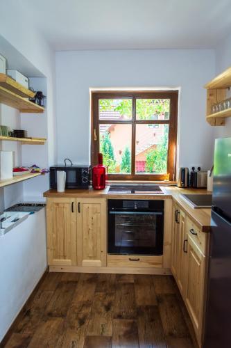 Konyha, Jókai Guesthouse (Jokai Guesthouse) in Tusnádfürdő