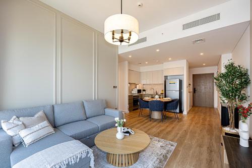 Downtown Luxury 2BR ,5 min walk to Burj Khalifa and Dubai Mall, Dubái (foto 2)