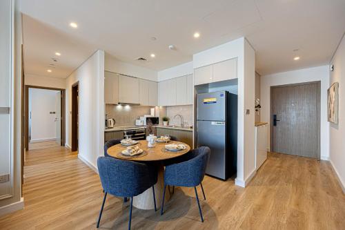 Downtown Luxury 2BR ,5 min walk to Burj Khalifa and Dubai Mall, Dubái (foto 9)