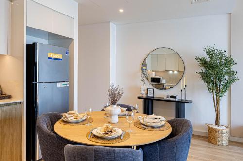Downtown Luxury 2BR ,5 min walk to Burj Khalifa and Dubai Mall, Dubái (foto 6)