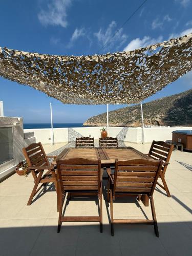 white house apollon naxos in Apollonas
