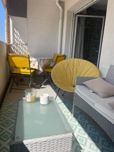 chez Catherine tres beau logement tout equipe et proche des transports in District 03