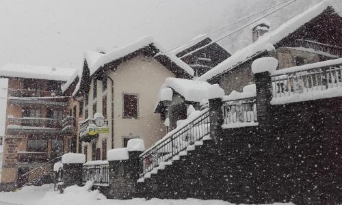 周邊環境, Hotel Residence Giardini in 皮奧德