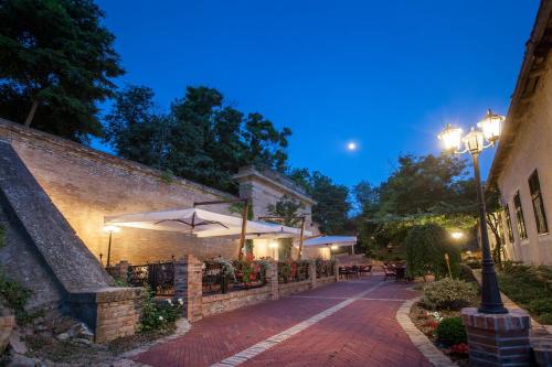 Iekārtas, Hotel Stari Podrum in Iloka