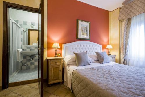 Superior Double Room image 1