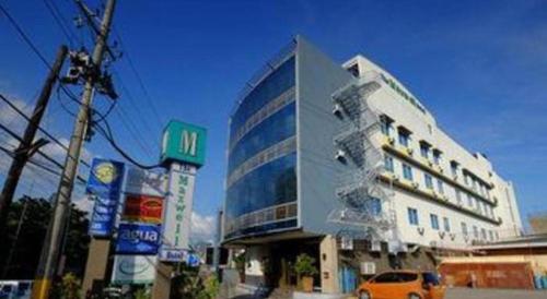 OYO 187 The Maxwell Hotel - image 5